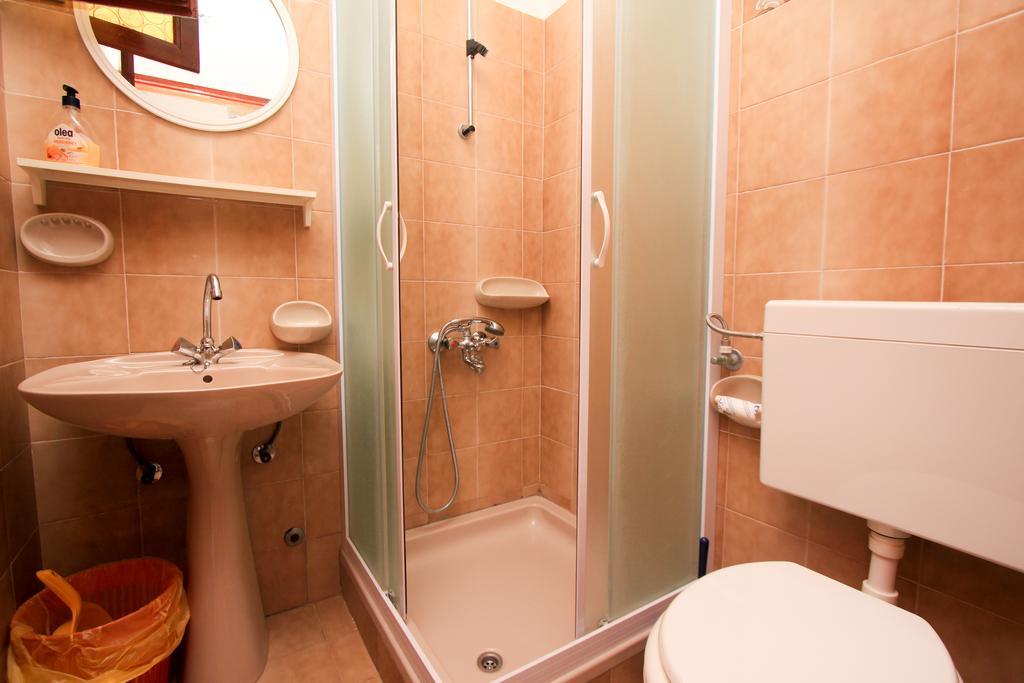 Apartments Lea بريسبا الغرفة الصورة